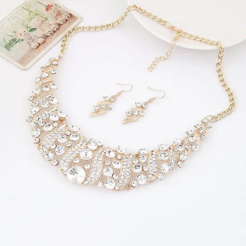 Alt Tag: Elegant silver plated pearl necklace and earrings set bridal jewelry set for wedding occasion