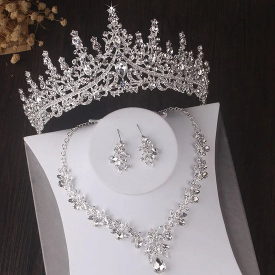 Luxury Silver Color Crystal Leaves Bridal Jewelry Sets Baroque Tiaras Crowns Earrings Choker Necklace Wedding Dubai Jewelry Set - DaHui
