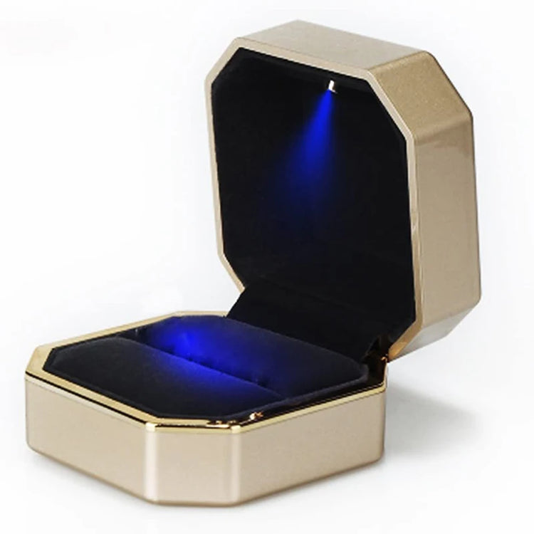 Alt Tag: Luxury velvet LED velvet ring box with light jewelry ring box for proposal engagement wedding display