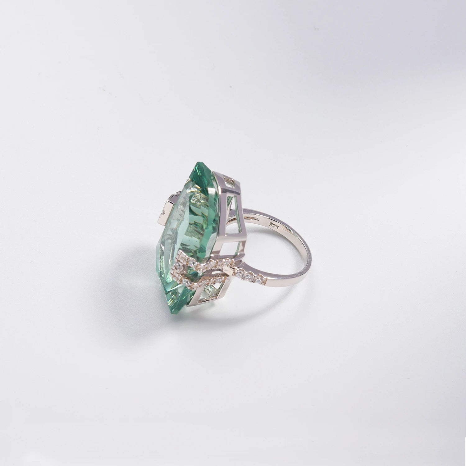 Alt Tag: 925 sterling silver jewelry set for women green gemstone ring with sparkling cubic zirconia accents