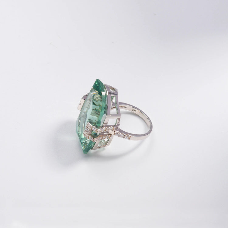 Alt Tag: 925 sterling silver jewelry set for women green gemstone ring with sparkling cubic zirconia accents
