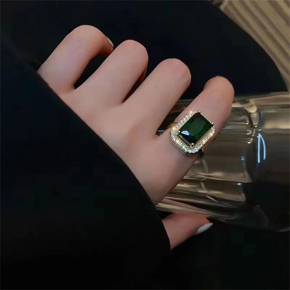 Classic Women&