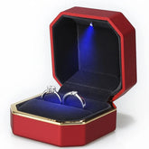 Alt Tag: LED velvet ring box with light luxury velvet ring box for engagement proposal wedding display