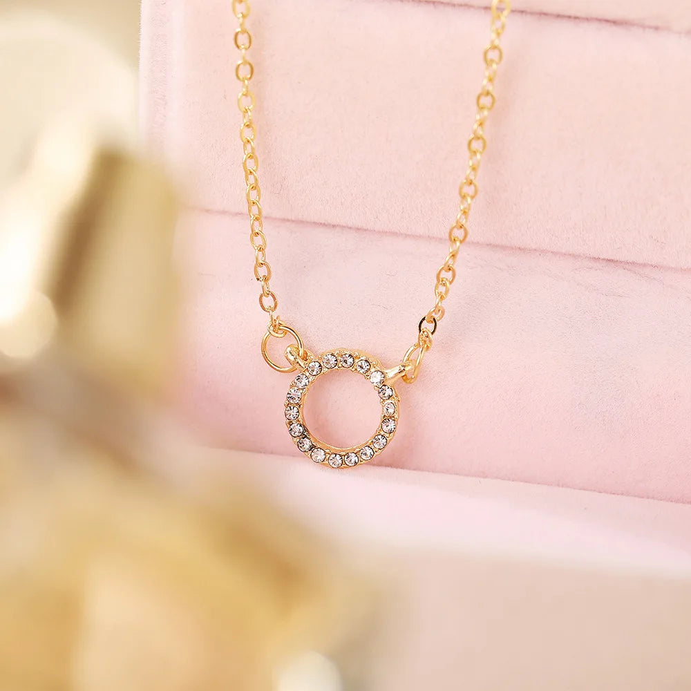 Alt Tag: Gold Pearl Link Chain Necklace for Women elegant gold-tone metal link chain necklace, wedding & anniversary gift jewelry for party