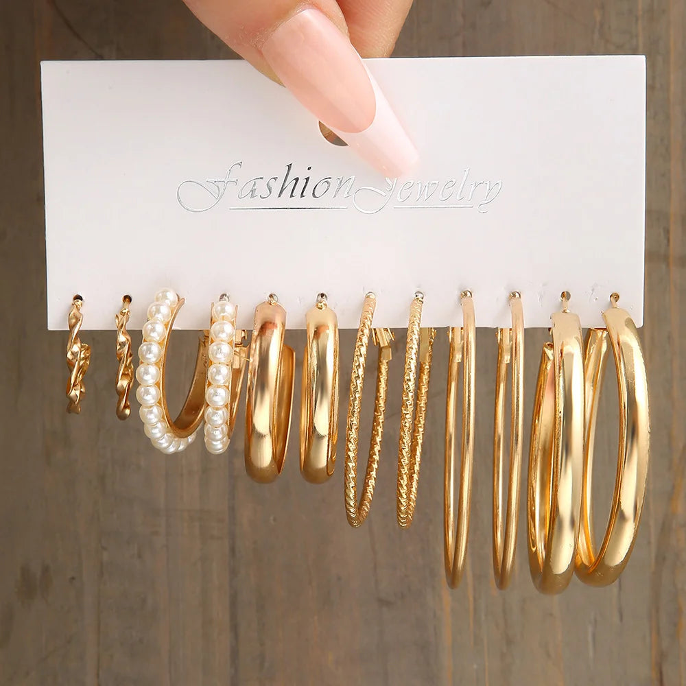 Elegant Vintage Chic Jewelry Set Including Pendant Necklaces,Twisted C-Hoop Earrings,Gold Color Rings,Bracelet ,Daily Outfits - DaHui